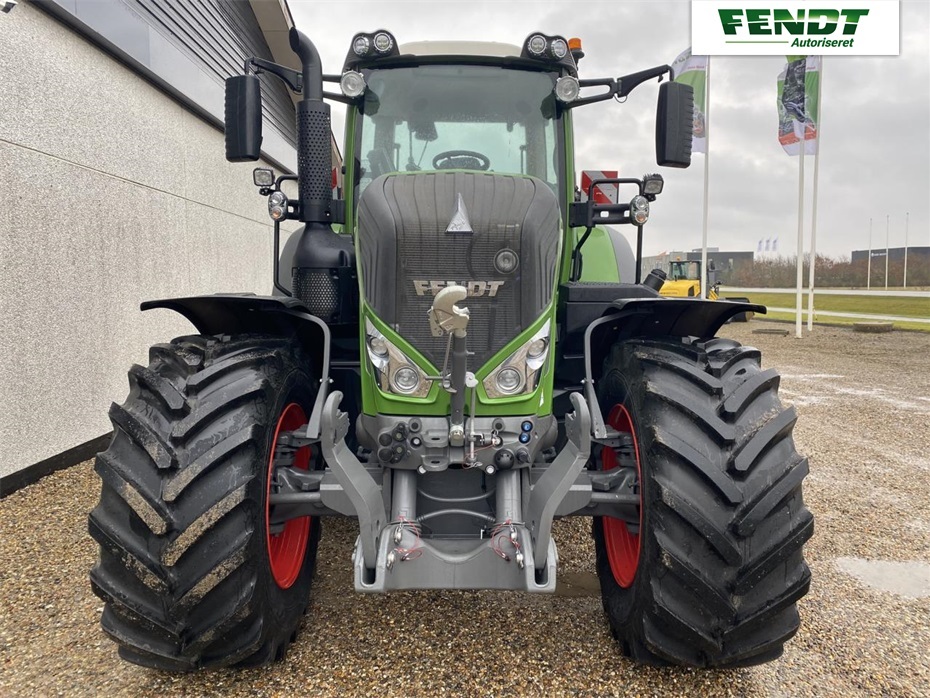 Fendt 828 S4 PROFI PLUS - Traktorer - Traktorer 4 wd - 11
