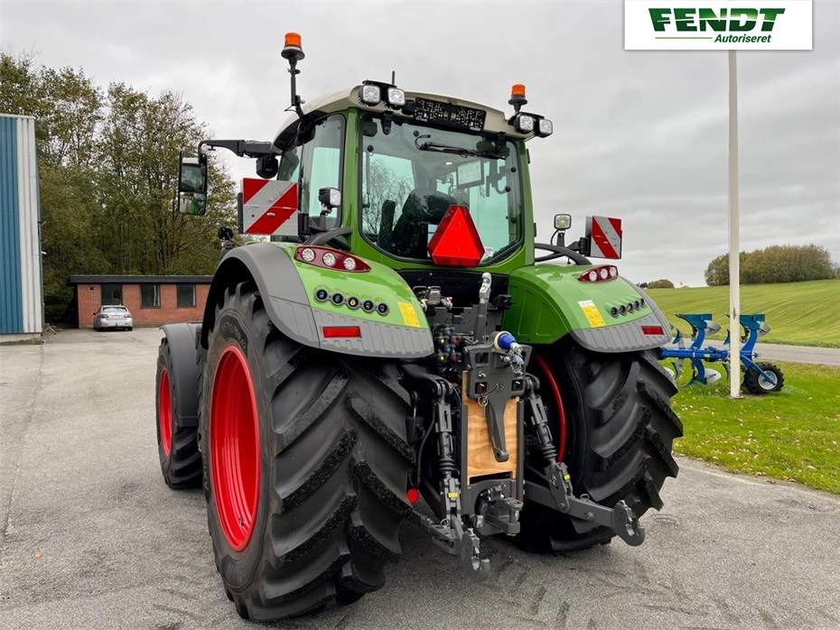 Fendt 724 VARIO GEN6 - Traktorer - Traktorer 4 wd - 9