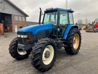 New Holland 8360 - Traktorer - Traktorer 4 wd - 1
