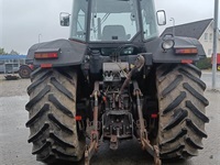Massey Ferguson 8140 Dynashift - Traktorer - Traktorer 4 wd - 4