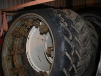 Alliance 8.3-44 Bib agrip - Traktor tilbehør - Sprøjtehjul - 1