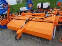 - - - PROFI KEHRMASCHINE Traktor Radlader Bema Adler - Rengøring - Feje/sugemaskine - 2