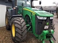 John Deere 8360R - Traktorer - Traktorer 4 wd - 2