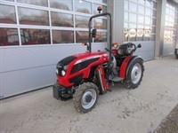 - - - X3 - Traktorer - Traktorer 4 wd - 2