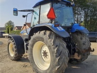 New Holland TM140 - Traktorer - Traktorer 4 wd - 5