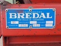 Bredal B  2 - Gødningsmaskiner - Liftophængte gødningsspredere - 10