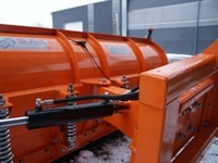 - - - Schneeschild mit Ausklinkung - NEUES Modell - Vinterredskaber - Sneplov - 4