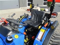 Solis 26 6+2 gearmaskine med Servostyrring og fuldhydraulisk frontlæsser - Traktorer - Kompakt traktorer - 17