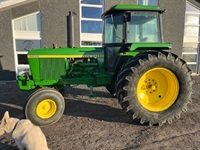 John Deere 4430 FRONTVÆGTE - Traktorer - Traktorer 2 wd - 2