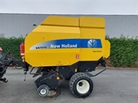 New Holland BR7070 - Pressere - Rundballe - 2
