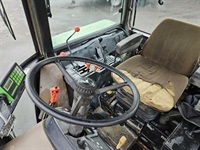 John Deere 2850 med frontlæsser og redskaber - Traktorer - Traktorer 2 wd - 9