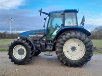New Holland TM 150 alm foraksel frontlift. - Traktorer - Traktorer 4 wd - 5