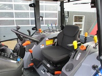 Solis 90 Fabriksny traktor med 2 års garanti, lukket kabine med klima anlæg, og krybegear samt vendegear. - Traktorer - Traktorer 4 wd - 9