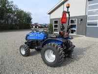 Solis 26 6+2 gearmaskine med Servostyrring og Industri hjul - Traktorer - Traktorer 4 wd - 3