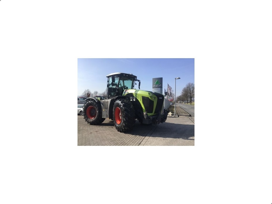 - - - Xerion 4500 Trac VC - Traktorer - Traktorer 2 wd - 1