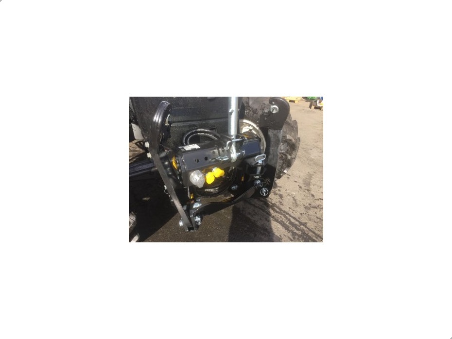 - - - SHL S17 New Holland / Steyr Kompakt / Case JXC - Traktor tilbehør - Frontlifte - 2