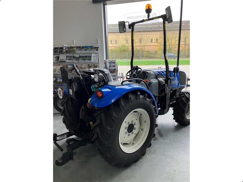 New Holland T3.60F - Traktorer - Traktorer 4 wd - 3