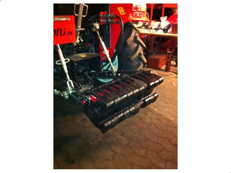 ONJ Bagvægt - Traktorer - Kompakt traktor tilbehør - 1