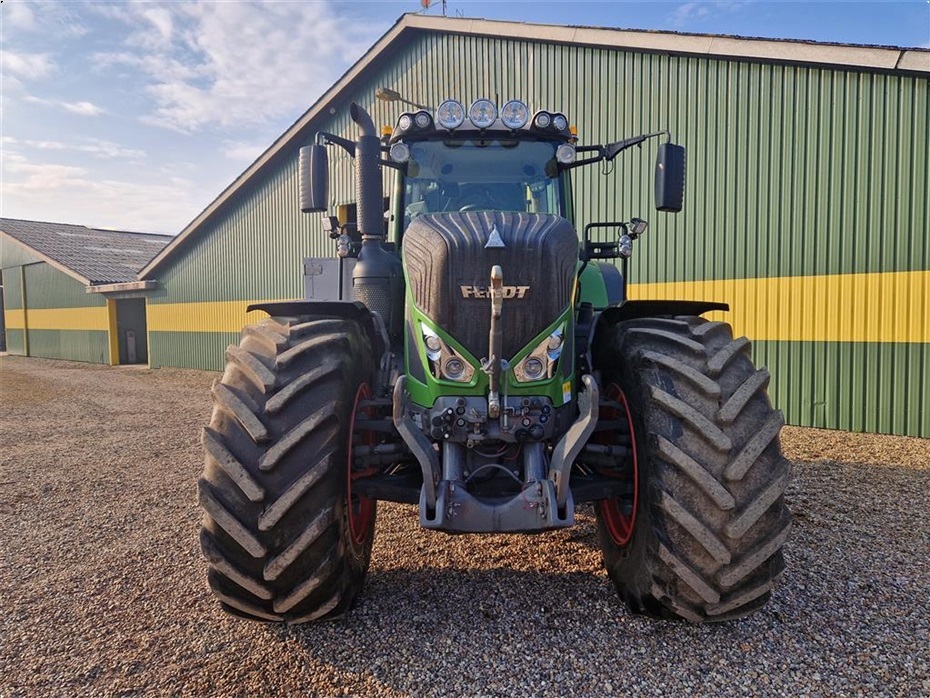 Fendt 933 Vario S4 Profi Plus Med Vendeudstyr - Traktorer - Traktorer 4 wd - 2