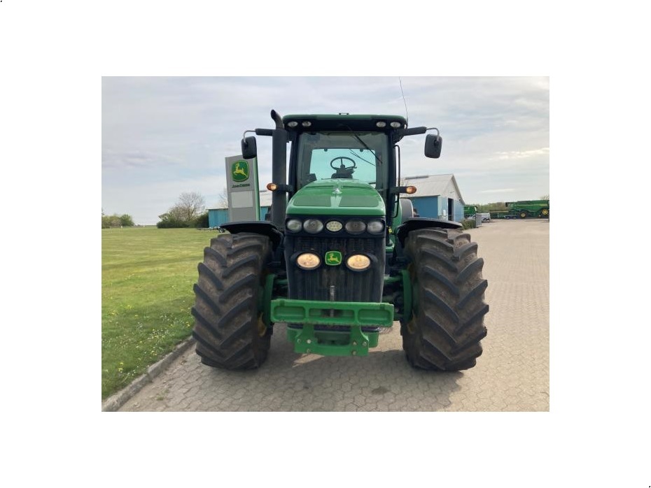 John Deere 8320R - Traktorer - Traktorer 4 wd - 6