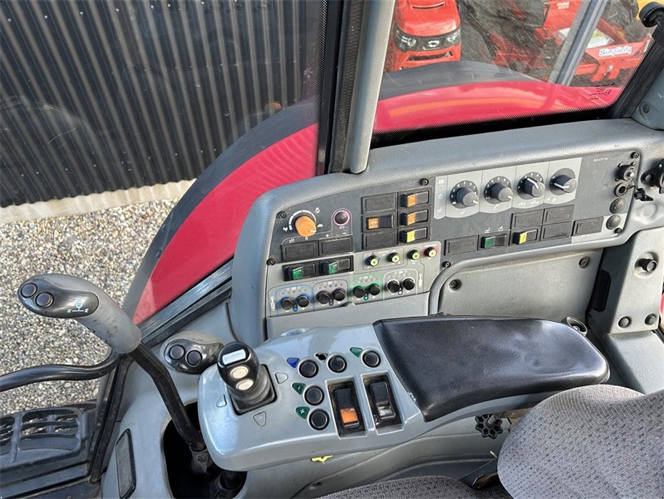 Valtra C130 Med Ålö Frontlæsser - Traktorer - Traktorer 4 wd - 12