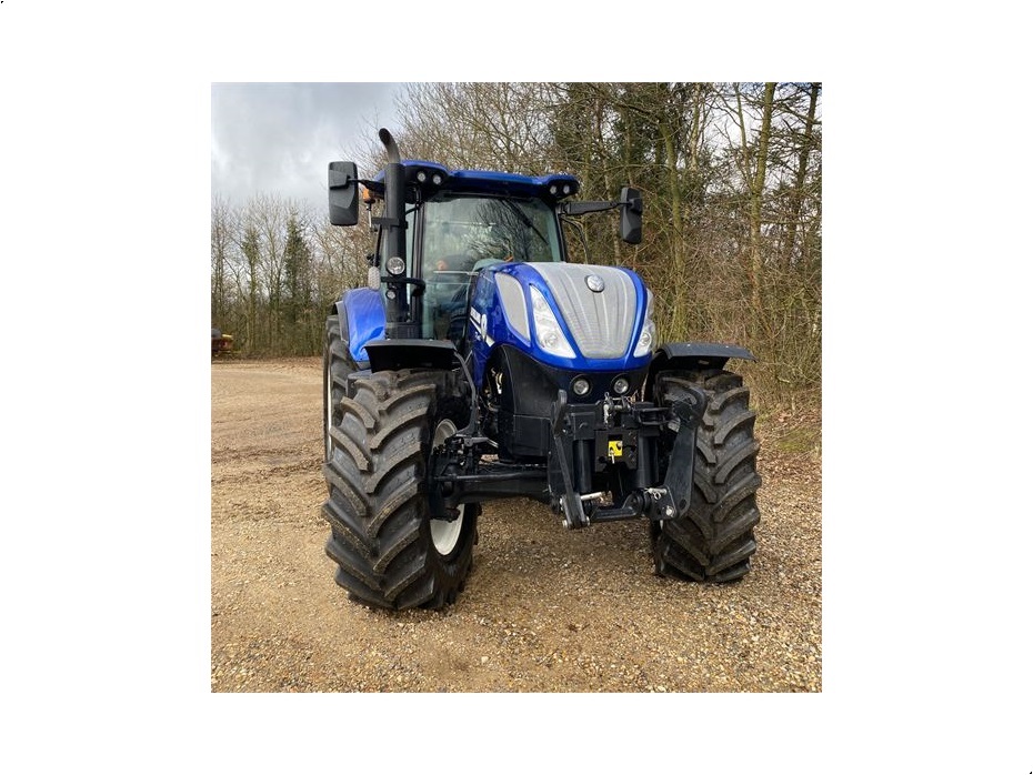 New Holland T 7.215 S - Traktorer - Traktorer 4 wd - 8