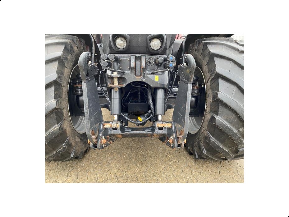 Case IH OPTUM 300 CVX - Traktorer - Traktorer 4 wd - 4