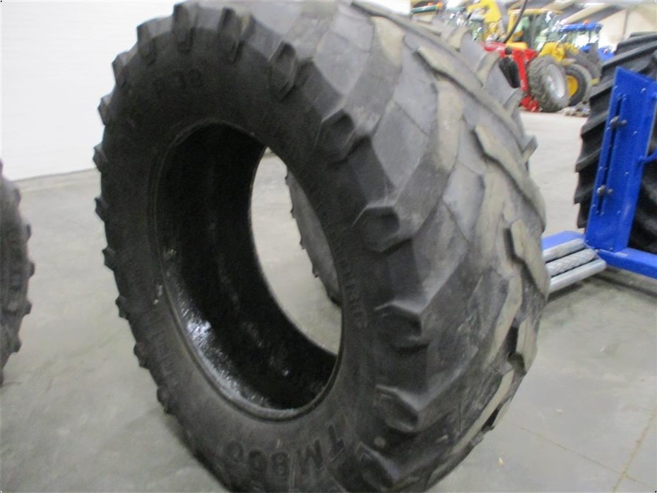 Trelleborg 650/65R38 TM800 1 stk dæk som lige er afmonteret fra traktor, prisen er for 1 stk dæk - Traktor tilbehør - Dæk - 3
