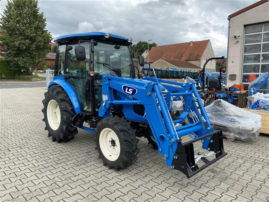 LS MT3.50 HST - Traktorer - Kompakt traktorer - 4