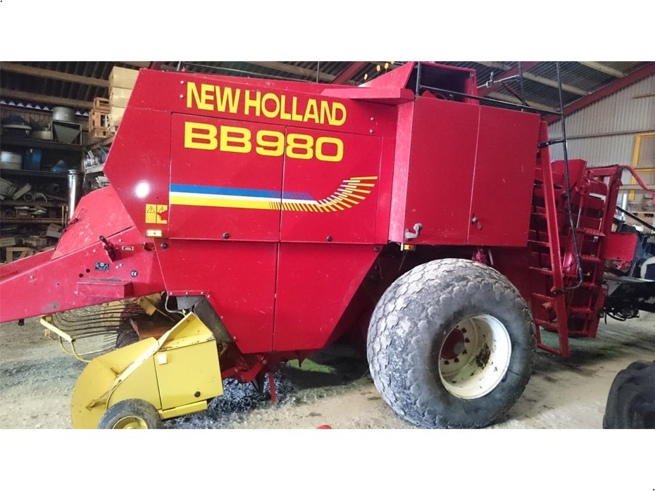 New Holland BB 980 PRESSER - Pressere - Bigballe - 1