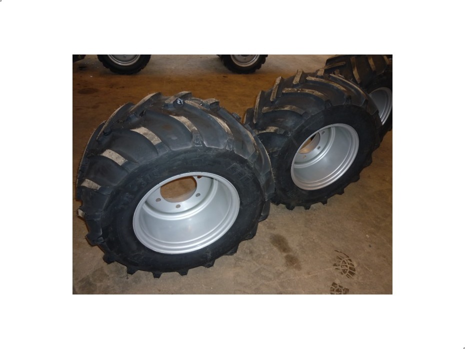 BKT 31x15.50x15 - løs dæk. - Traktor tilbehør - Dæk - 3
