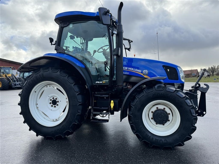 New Holland T6020 Plus KUN 4900 TIMER OG AFFJEDRET KABINE! - Traktorer - Traktorer 4 wd - 6