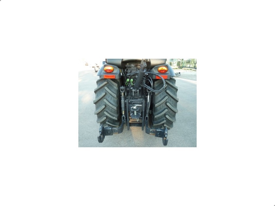 - - - X4.70N - Traktorer - Traktorer 4 wd - 5