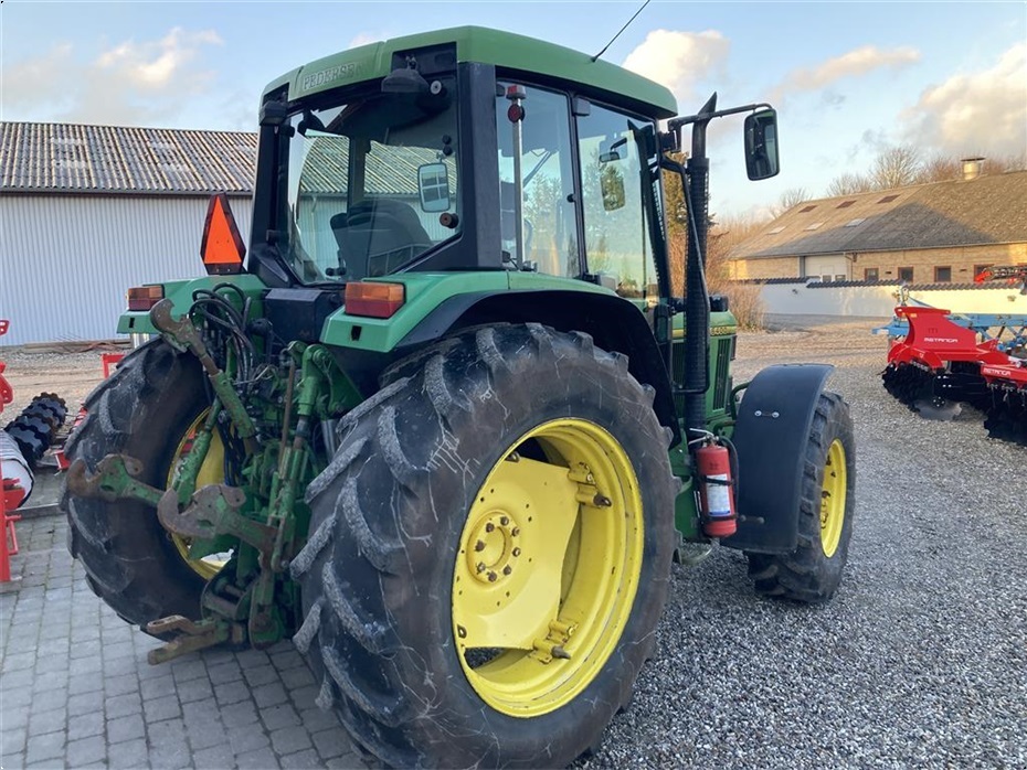 John Deere 6400 Rigtig Velholdt - Traktorer - Traktorer 4 wd - 4