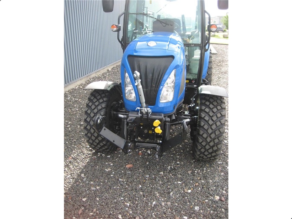 New Holland Boomer 55 Stage V - Frontlift og PTO - Traktorer - Kompakt traktorer - 5