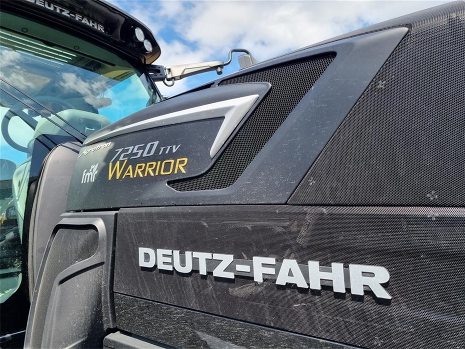 Deutz-Fahr 7250 TTV Med frontlift og front-PTO. - Traktorer - Traktorer 4 wd - 10
