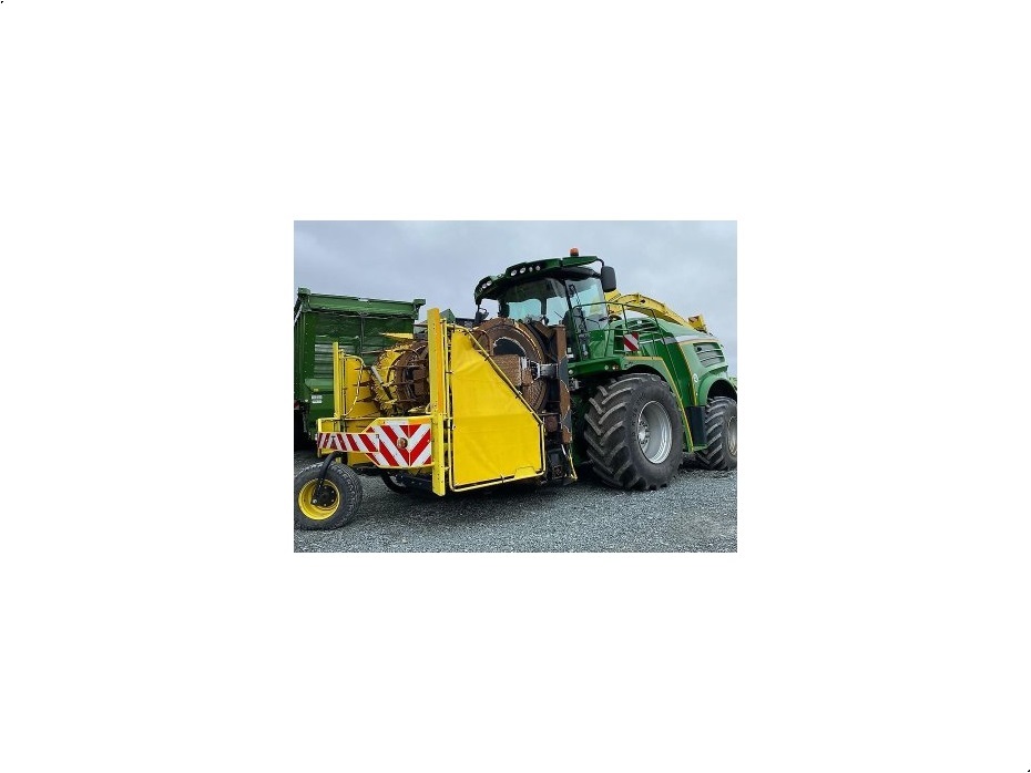 John Deere 8700 - Høstmaskiner - Selvkørende finsnittere - 1