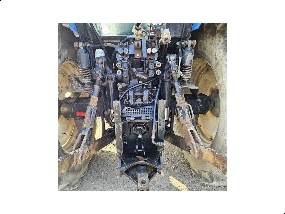New Holland TM140 - Traktorer - Traktorer 4 wd - 8