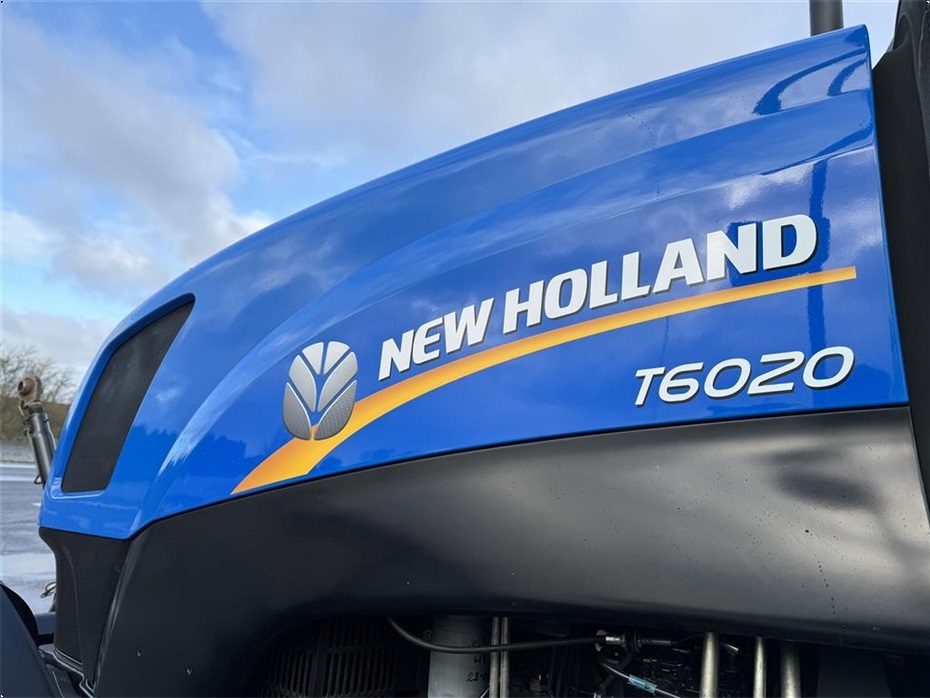 New Holland T6020 Plus KUN 4900 TIMER OG AFFJEDRET KABINE! - Traktorer - Traktorer 4 wd - 12