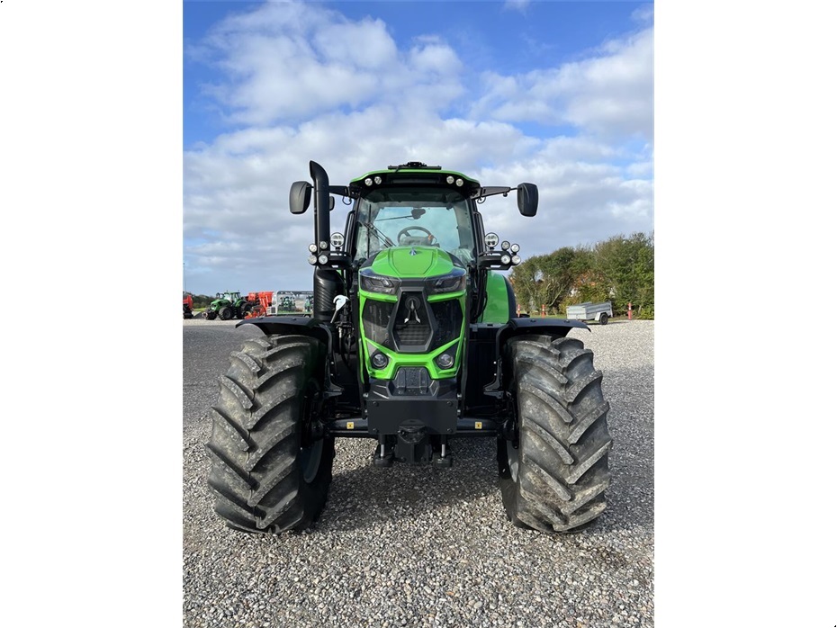 Deutz-Fahr 6175 TTV Med læsserbeslag - Traktorer - Traktorer 4 wd - 2