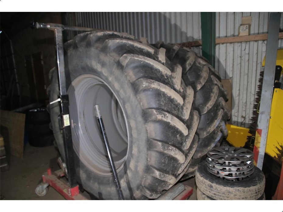 Michelin 650/65 X 38 - Traktor tilbehør - Tvillingehjul - 3