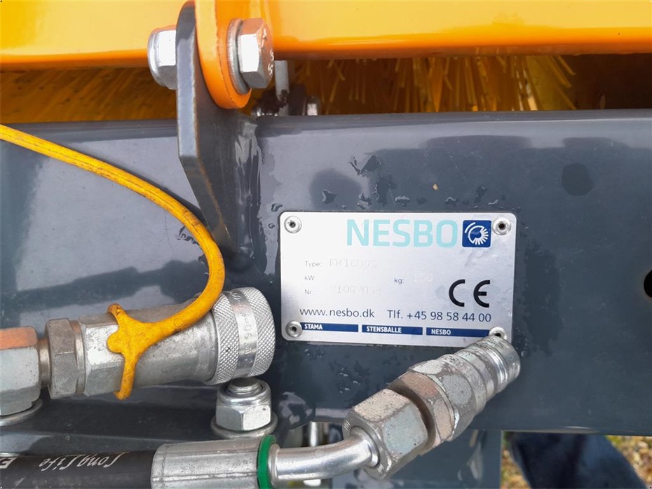 Nesbo FM1600 - Traktormonteret koste/fejemaskiner - Frontophængt - 5