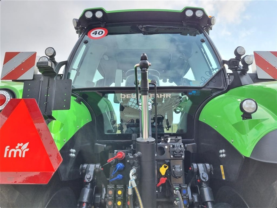Deutz-Fahr 8280 TTV - Traktorer - Traktorer 4 wd - 9