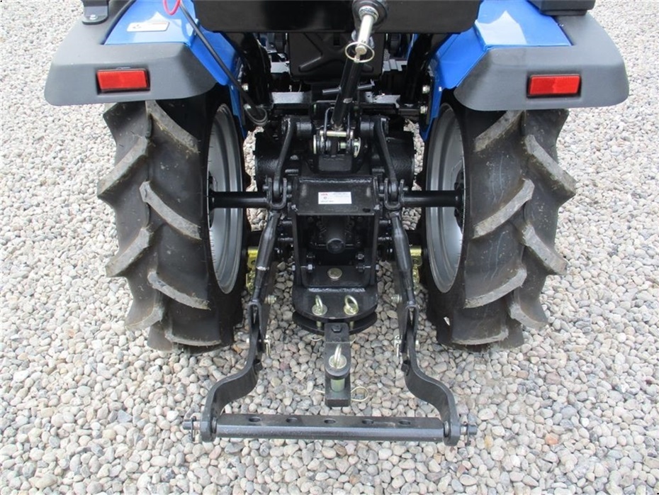Solis 26 Gearmaskine med servostyrring og fuldhydraulisk frontlæsser - Traktorer - Kompakt traktorer - 4