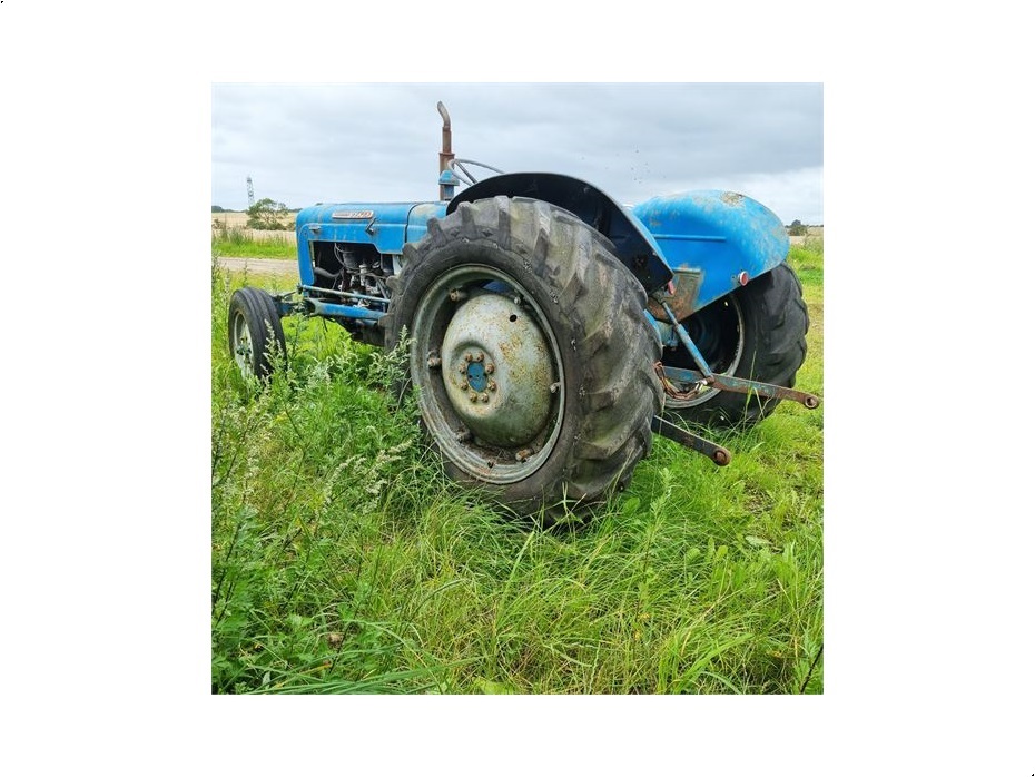 Fordson Dexta - Traktorer - Traktorer 2 wd - 7