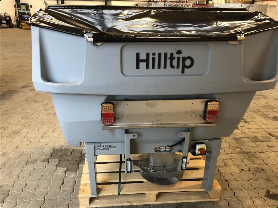 HillTip Icestriker 600TR - Vinterredskaber - Saltspreder - 1