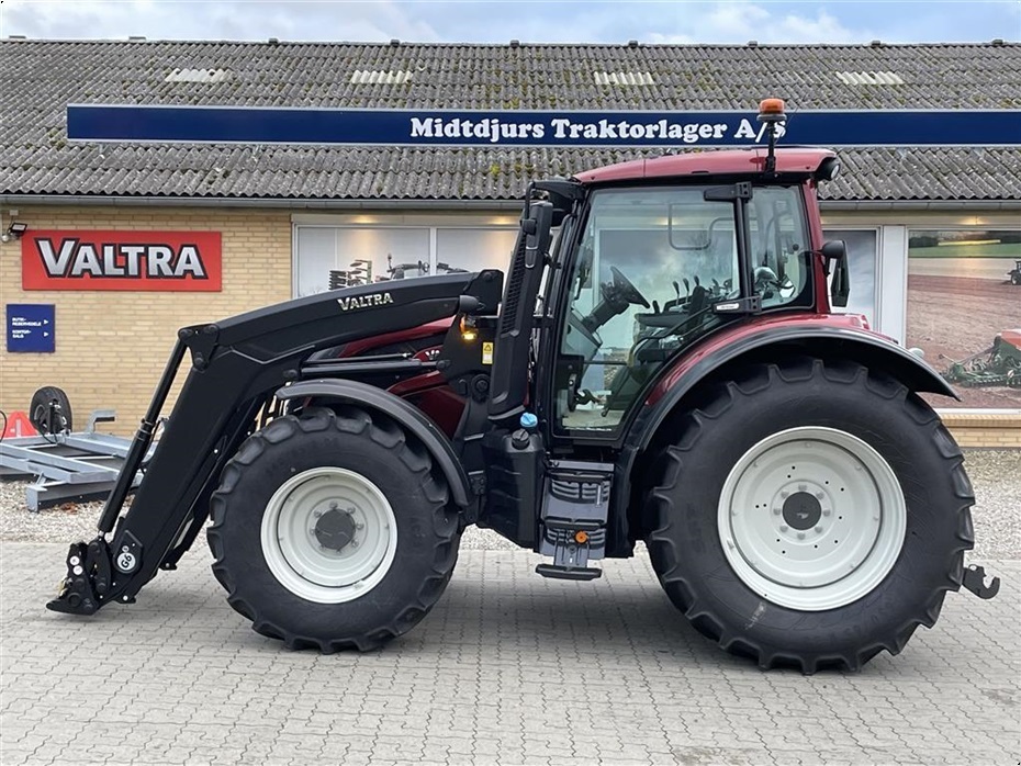 Valtra N155 Aktiv - Traktorer - Traktorer 4 wd - 6