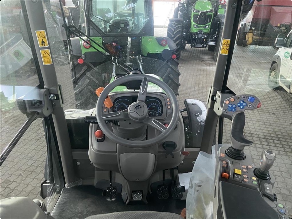 Deutz-Fahr 5105 DF  Med trinløs transmission - Traktorer - Kompakt traktorer - 6
