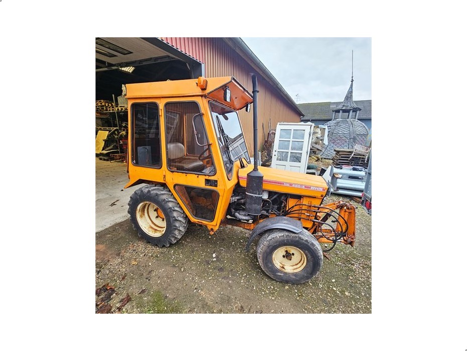 BWS Trac 450-4 - Traktorer - Kompakt traktorer - 1